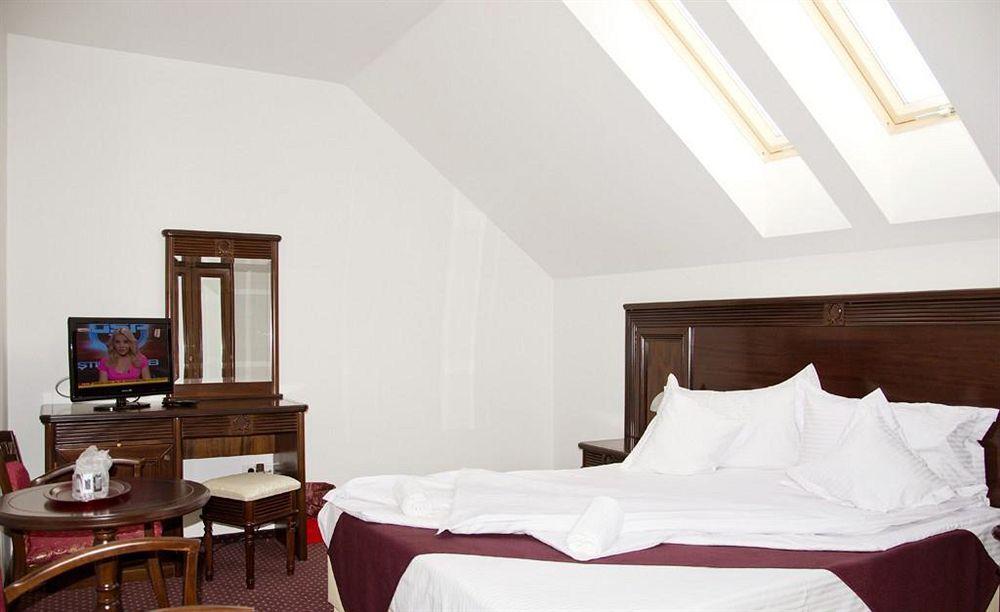 Hanul Domnesc Brasov Exterior photo